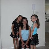 Dee Bee's photo