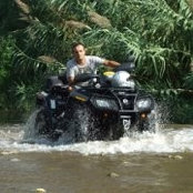 Foto von Bason Kenneth