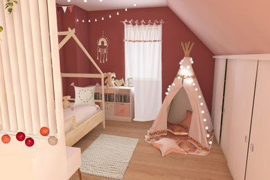 Foto de dormitorio infantil de 4 a 10 años escandinavo de tamaño medio con paredes rosas, suelo de madera clara y suelo beige