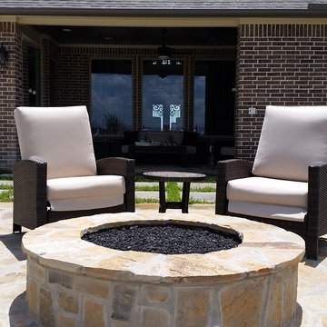 Ashton Woods Model Home - Cypress Creek Lakes