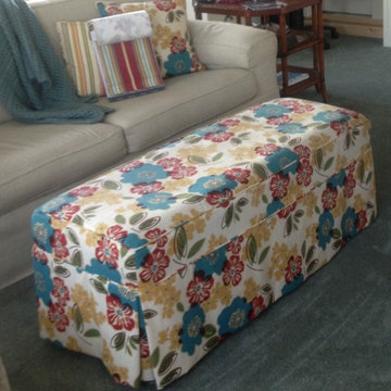 Floral Ottoman & Solid Sofa Bed