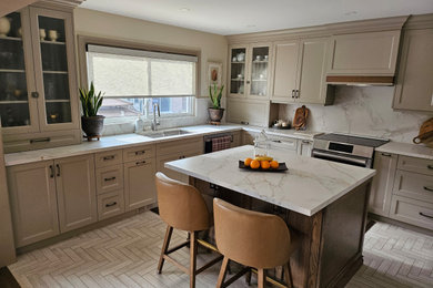 Inspiration for a transitional kitchen remodel in Toronto