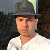 ניל בגיו's photo