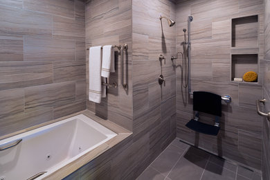 Bathroom - contemporary bathroom idea in San Francisco