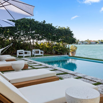 Casual Waterfront Luxury on Hibiscus Island