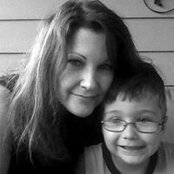 Julie Shew's photo