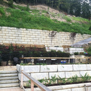 Lake Chickamauga Seawall, Dock & Stone Patio