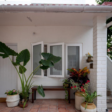 800 sqft Colourful Starter Family Home