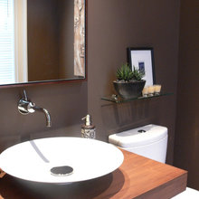 Powder room