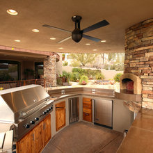 Outdoor Kitchen