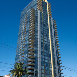 Bayside Tower - San Diego - Windows