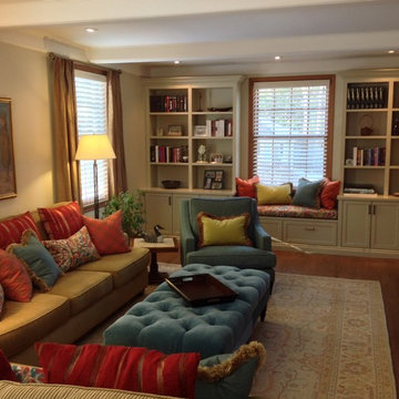 Living Room in Baie d'Urfe