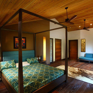 Sainik Farms Residence, New Delhi