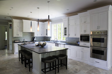 Inspiration for a transitional kitchen remodel in New York