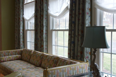 Inspiration for a transitional living room remodel in DC Metro