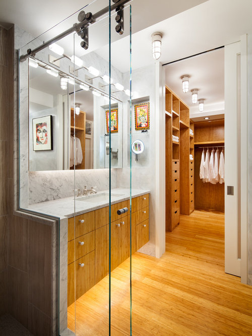 Fotos de baños | Diseños de baños con puertas de armario de madera