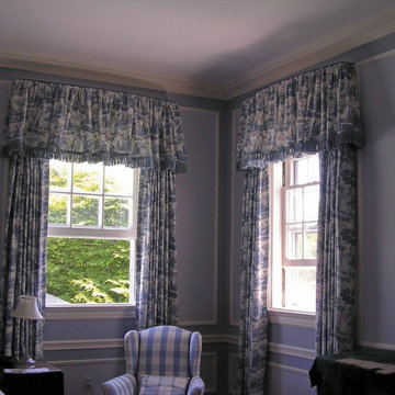 Gathered Valance with trim