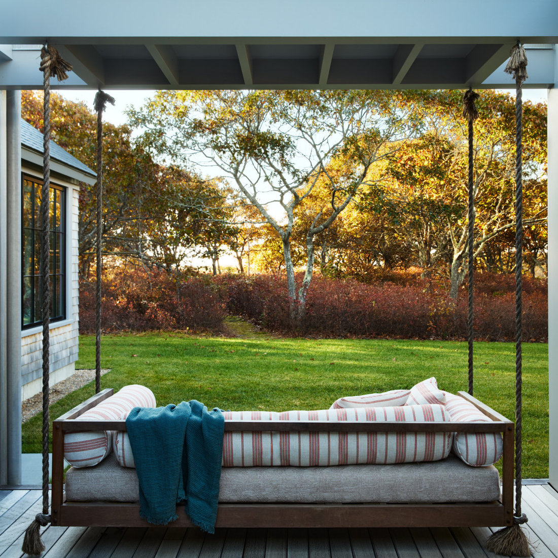 Martha's Vineyard Waterfront Escape
