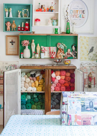 Shabby-chic Style Home Office & Library Shabby-chic Style Home Office