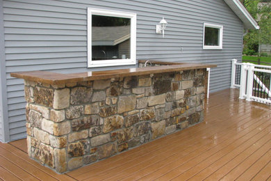 Inspiration for a timeless deck remodel in Minneapolis