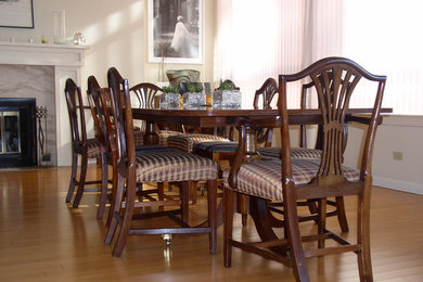 Dining room - traditional dining room idea in New York