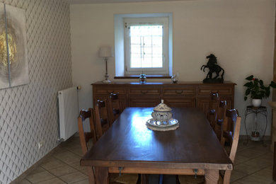 Idées déco pour une salle à manger moderne.