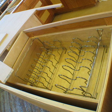 Kitchen Pan & Lid Organizers