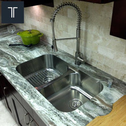 TopZero 50/50 Sample sink - Kitchen Sinks