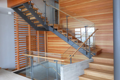 Staircase - modern staircase idea in Orange County