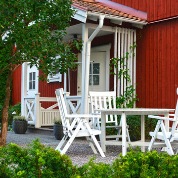 SOLLENTUNA STOCKHOLM klassisk trädgård med varm och enkel känsla