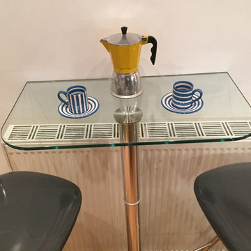 Customised Glass Top Poseur Table with Folding Stools
