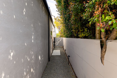 Inspiration for an exterior home remodel in Los Angeles
