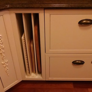 Kitchen Dishwashers and Storage