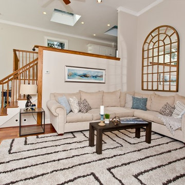 Stunning Antique Dutch Colonial in Lynnfield