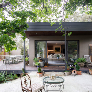 Lyons Extension