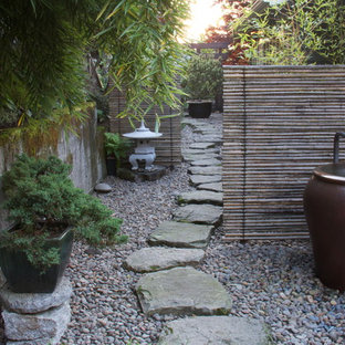 Cette photo montre un jardin asiatique.