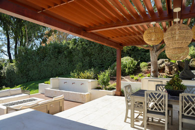Inspiration for a transitional home design remodel