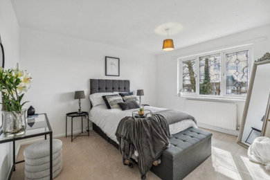 Photo of a modern bedroom in Berkshire.