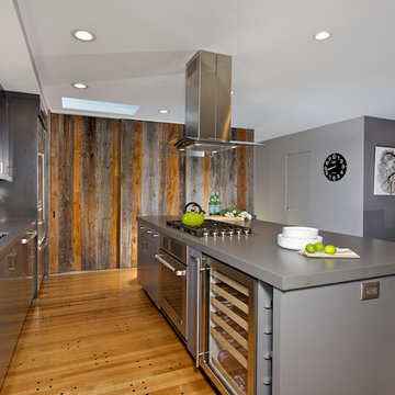 Custom Kitchen Cabinets