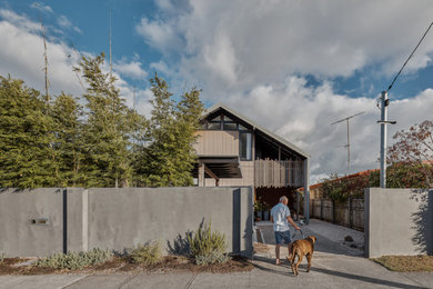 This is an example of a beach style exterior in Gold Coast - Tweed.