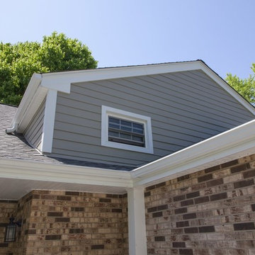 Can't go wrong with classics! Monterey Taupe James Hardie Siding & GAF roofing