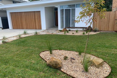 Photo of a contemporary entryway in Central Coast.