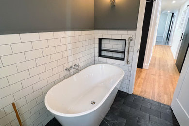 Bathroom - bathroom idea in Boston