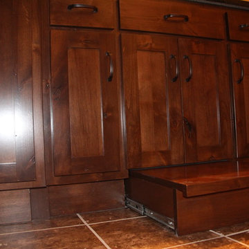 Built-in step stool