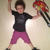 Tugba Ayvazs foto