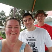 Becky Graves's photo