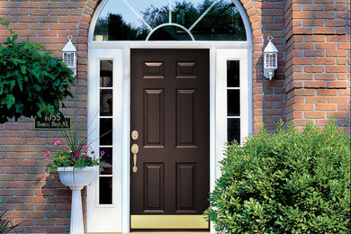 Example of a transitional entryway design in Houston