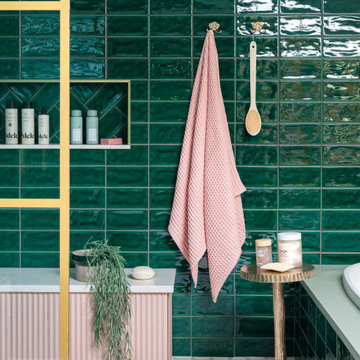 Green + Pink Bath