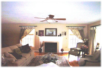 Living room - traditional living room idea in Boston
