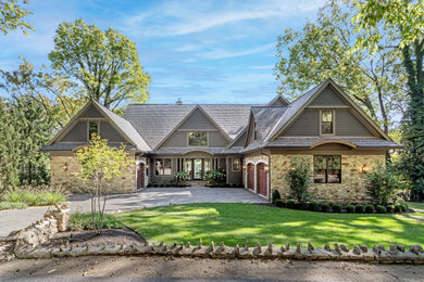 Inspiration for a transitional exterior home remodel in Columbus